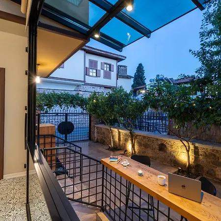 Cozy In Oldtown Kaleici Vilă *