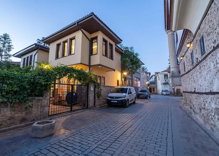 Cozy In Oldtown Kaleici וילה אנטליה