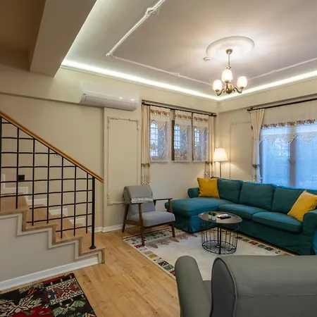 빌라 Cozy In Oldtown Kaleici
